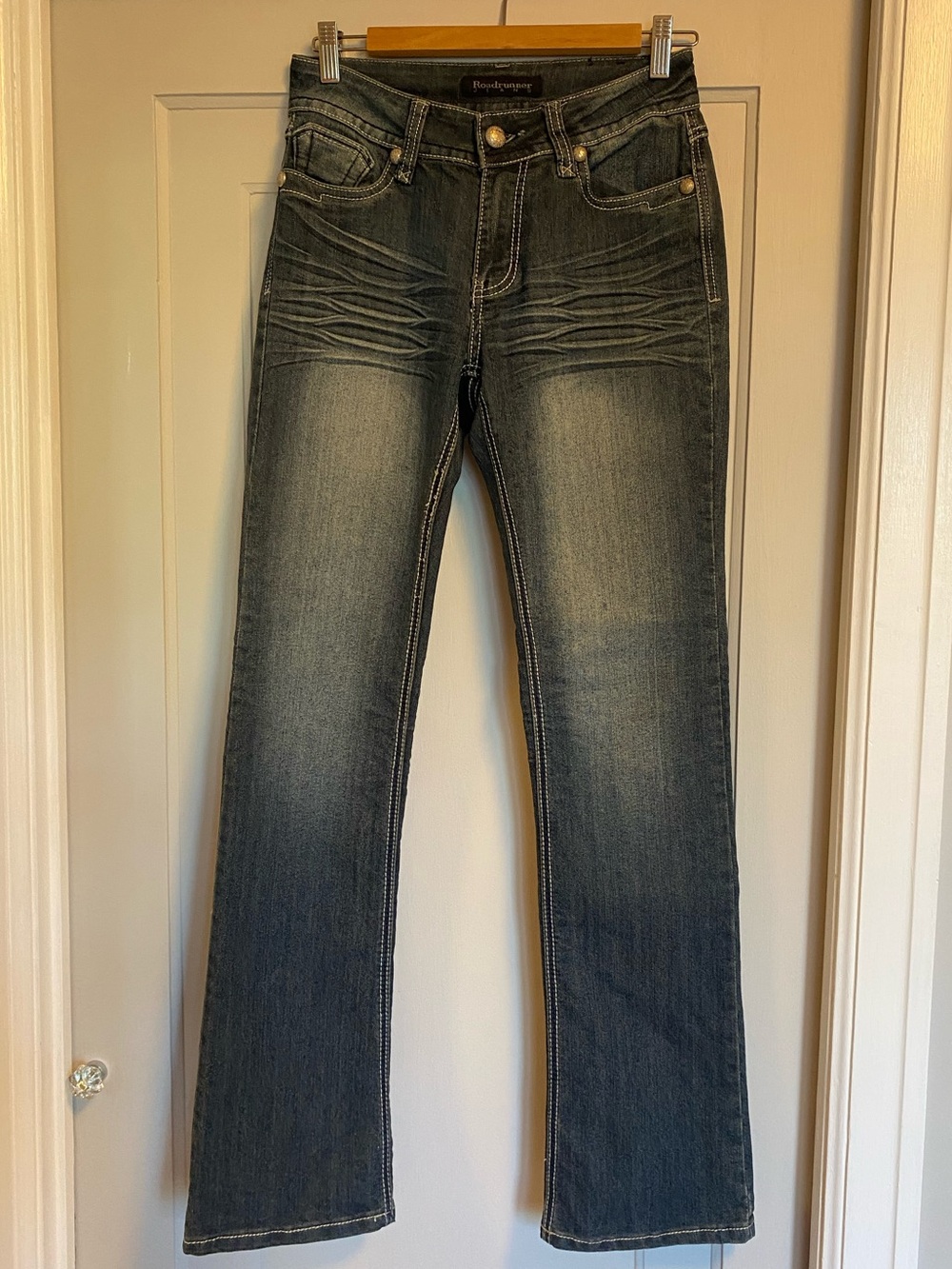 Y2K Lowrise Bootcut Roadrunner Jeans Size 6 Women’s Dark Wash Pocket Details